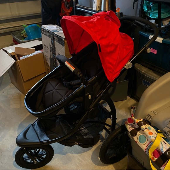 Sold - Picture 5 of 11